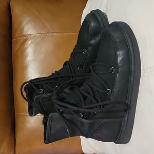 Ugg Lodge Black Leather And Suede Boots